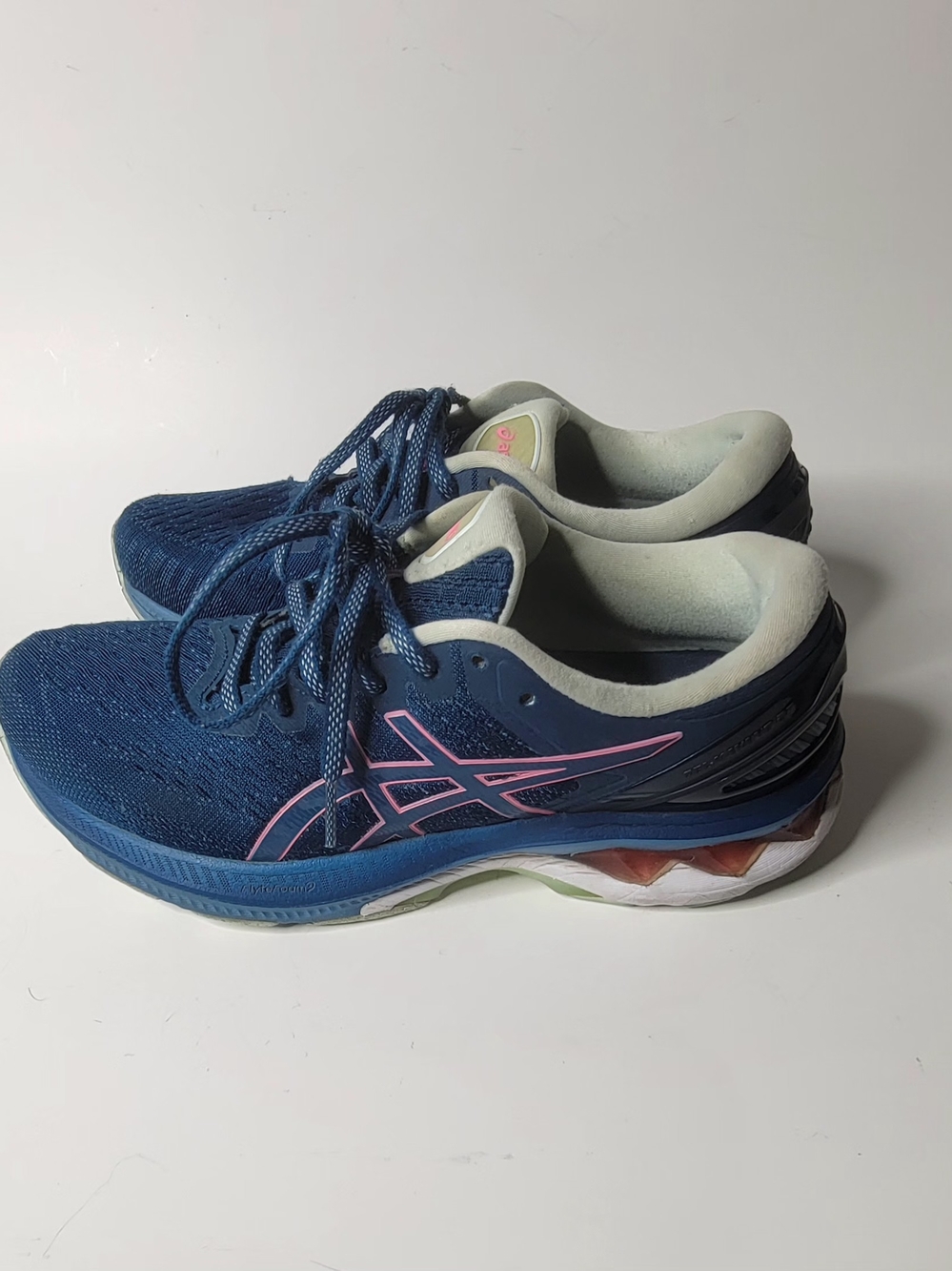 ASICS Women's Gel Kayano Running Shoes Navy Blue & Pink Size 7 1/2   24.5 Cm